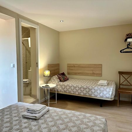 Residencial Duque De Saldanha Hotel Lisbon Bagian luar foto