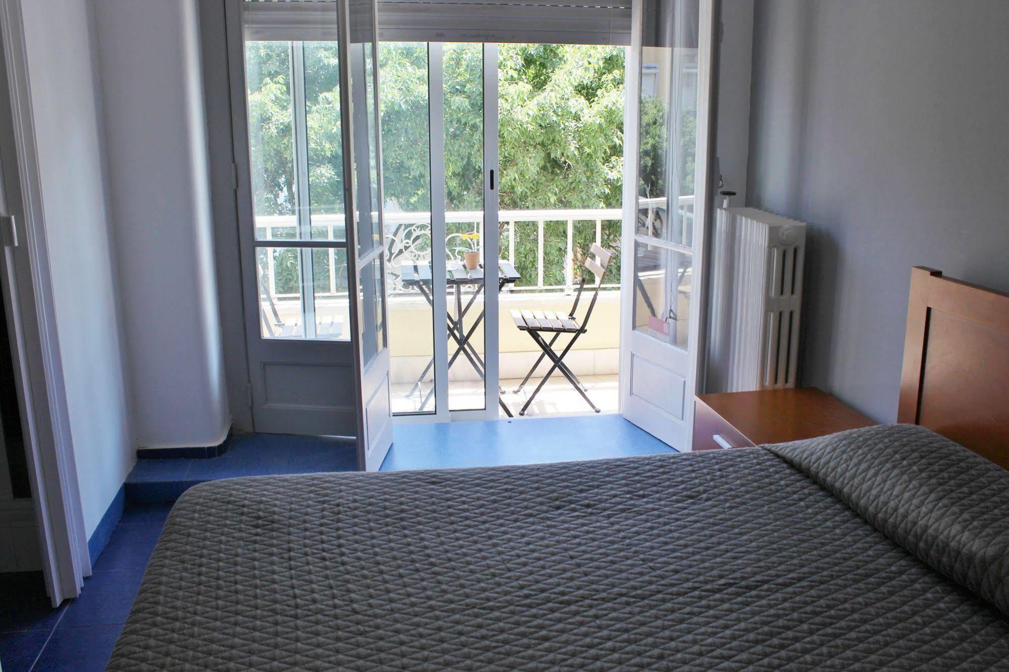 Residencial Duque De Saldanha Hotel Lisbon Bagian luar foto